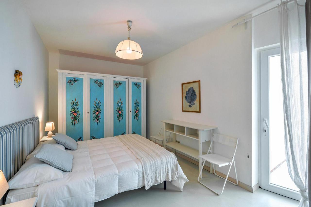 Amoredimare Casa Vacanze Полиньяно-а-Маре Экстерьер фото